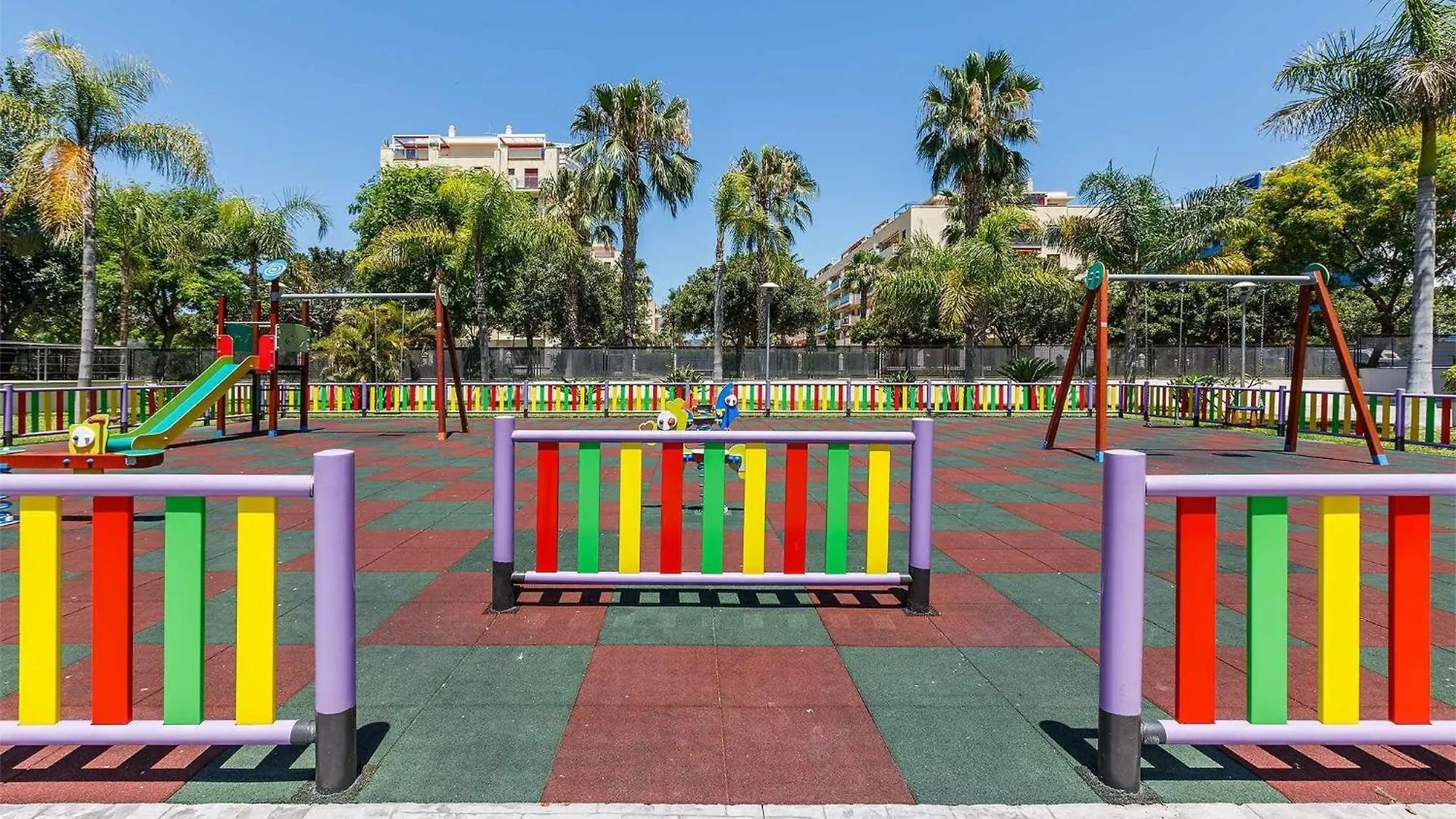 Piscina Abierta - Open Pool Playa Marinsa Beach Torre Del Mar 0*,  Spanyolország